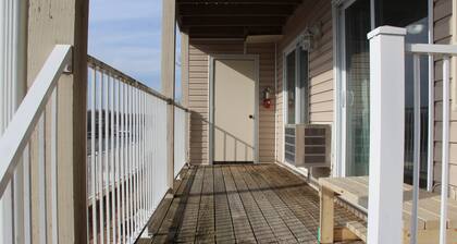 Wheelhouse Condo - Seaworthy