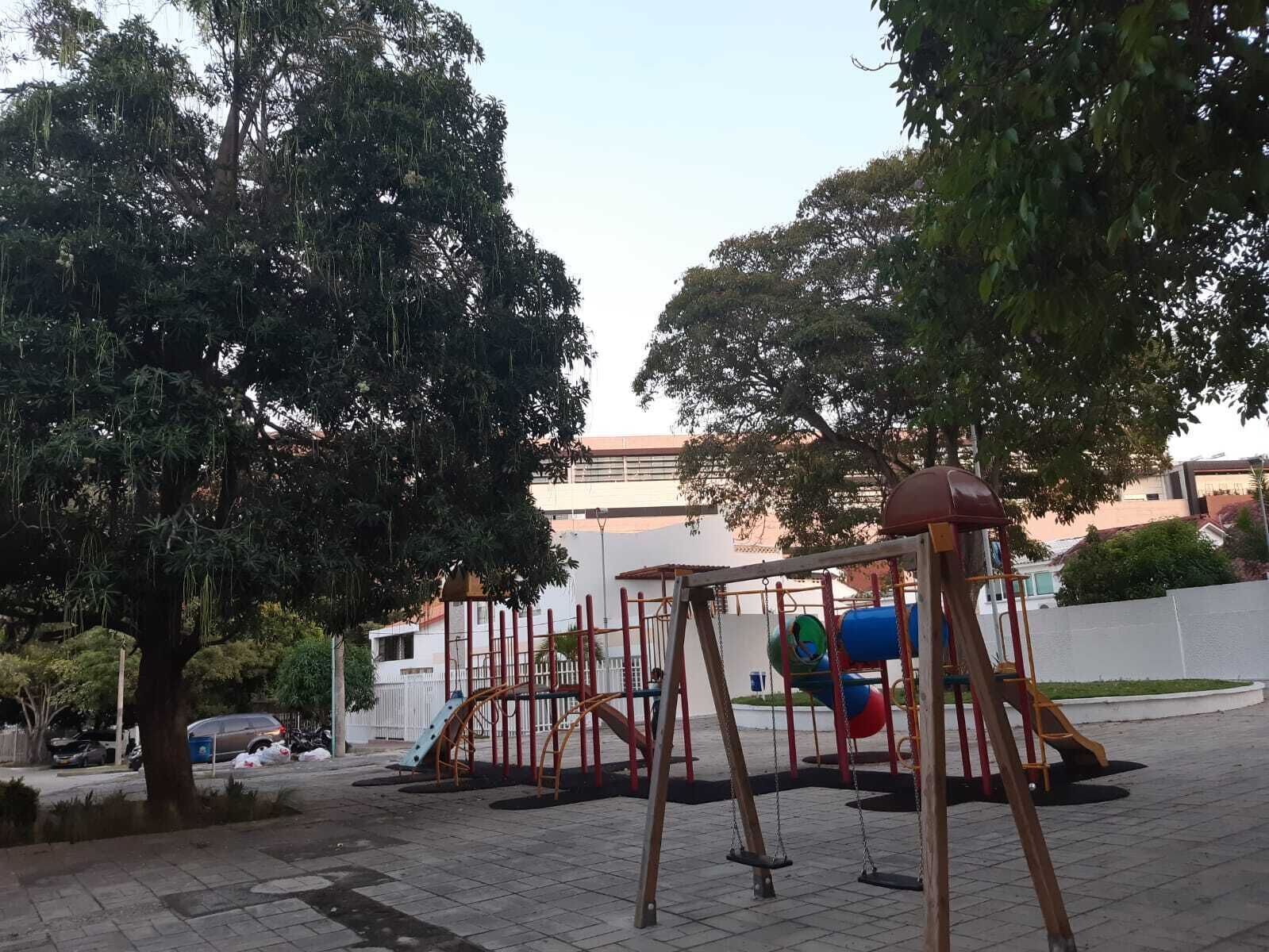 Apartamento cerca CC VIVA Barranquilla