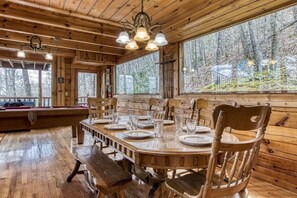 تناول الطعام