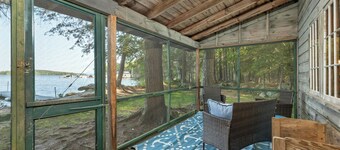 Pet Friendly Cabin on Lake Winnipesaukee with Dock Sleeps 4