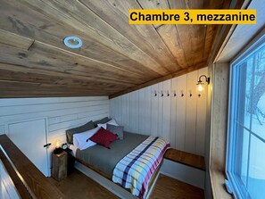 2 bedrooms, iron/ironing board, WiFi, bed sheets - Chalet de l'Erabliere - Spa & Massif du Sud (Saint-Philémon)