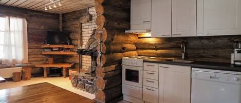 Refrigerador, microondas, lavavajillas, utensilios de cocina