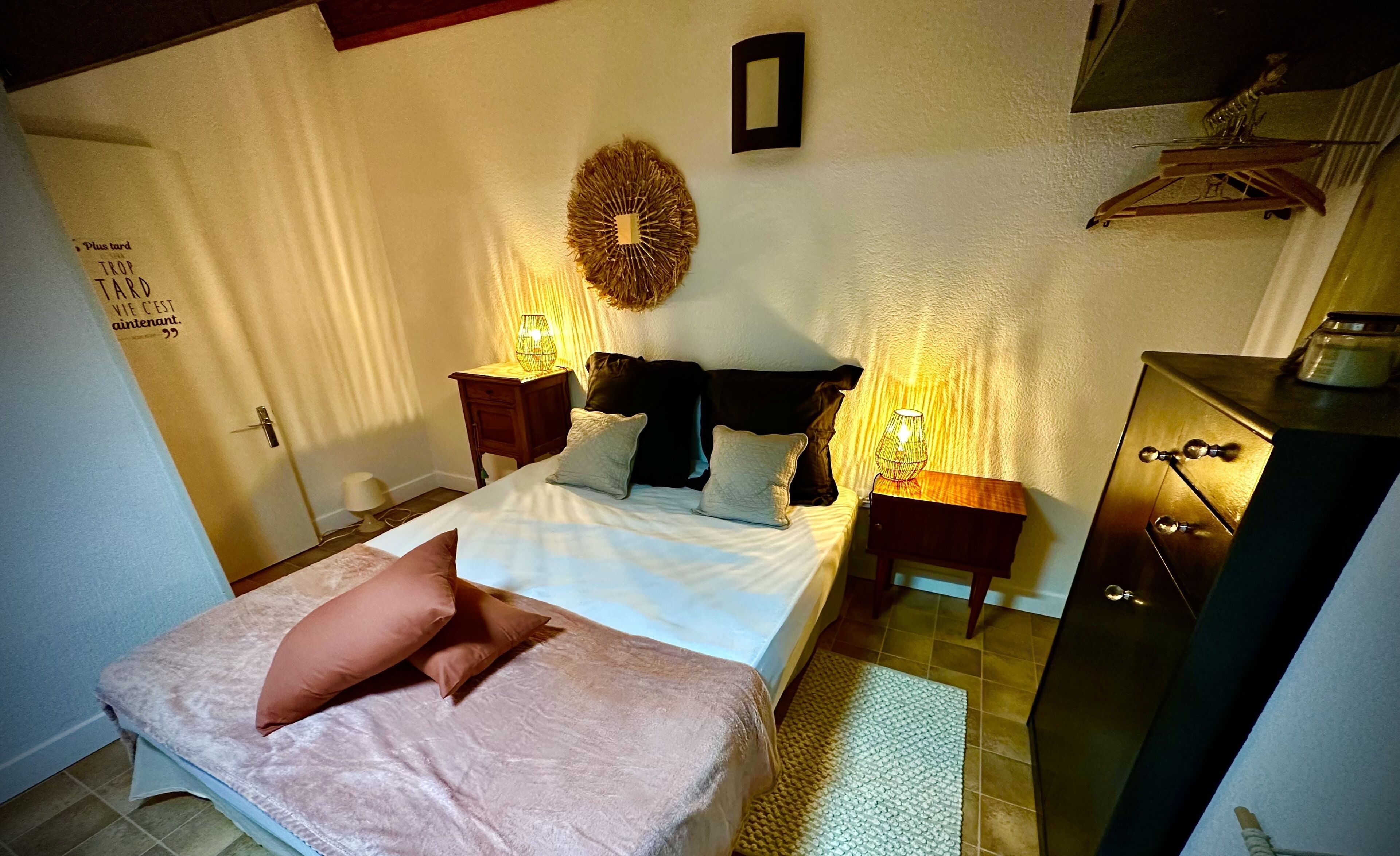 The Sunset Marseillan-Plage, bohemian and warm style, all comfort 