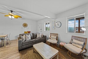 TV - Lost Colony 313A by Seaside Vacations & Sales (Ocean City)