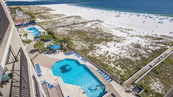 Apartamento Confort, 2 habitaciones, balcón, vistas a la playa | Vistas del balcón