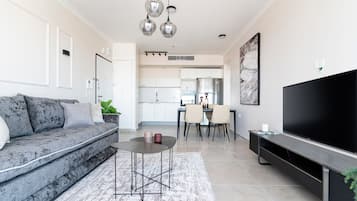 Deluxe Apartment, 1 Bedroom | Premium bedding, Select Comfort beds, travel cot, free WiFi