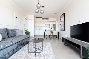 Premium bedding, Select Comfort beds, travel cot, free WiFi - Savyon View Tower Isrentals (Jerusalem)
