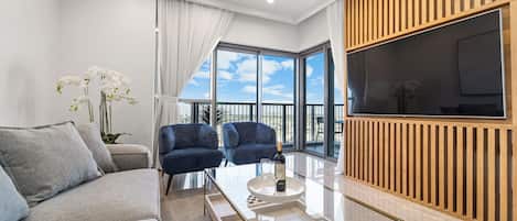 Departamento Deluxe, 3 habitaciones | Ropa de cama de alta calidad, camas Select Comfort y cuna de viaje