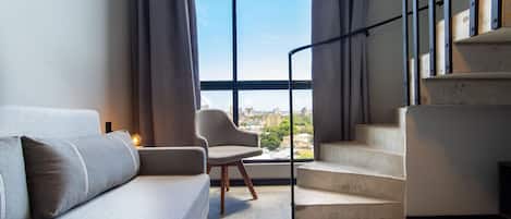 Studio | Living area