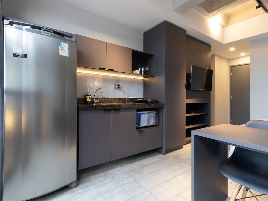 Fridge, microwave, stovetop, coffee/tea maker