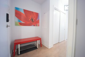 Interior - Great condo for 4 guests with parking (Montréal)