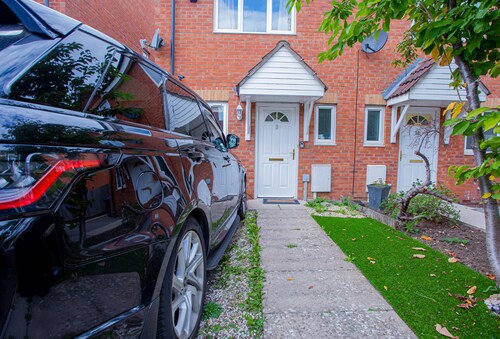 Beautifully Decorated 2 bedroom house