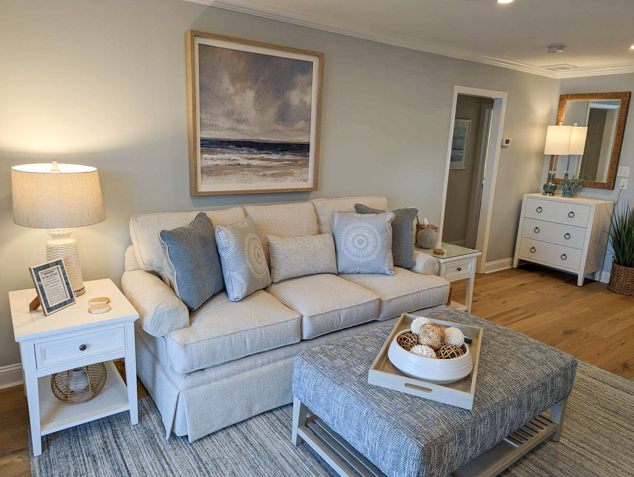 Cozy Cottage Waterfront Home In Portsmouth