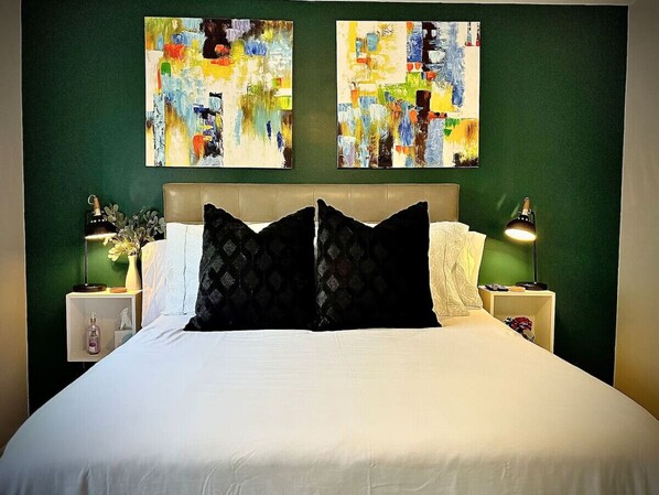 1 bedroom, desk, iron/ironing board, free WiFi