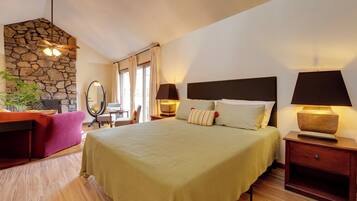 4 Schlafzimmer, Schreibtisch, Bügeleisen/Bügelbrett, Internetzugang