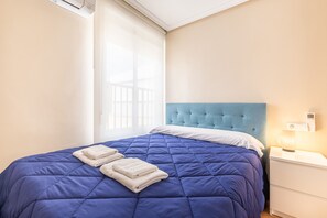 3 chambres, fer et planche à repasser, Wi-Fi gratuit, draps fournis