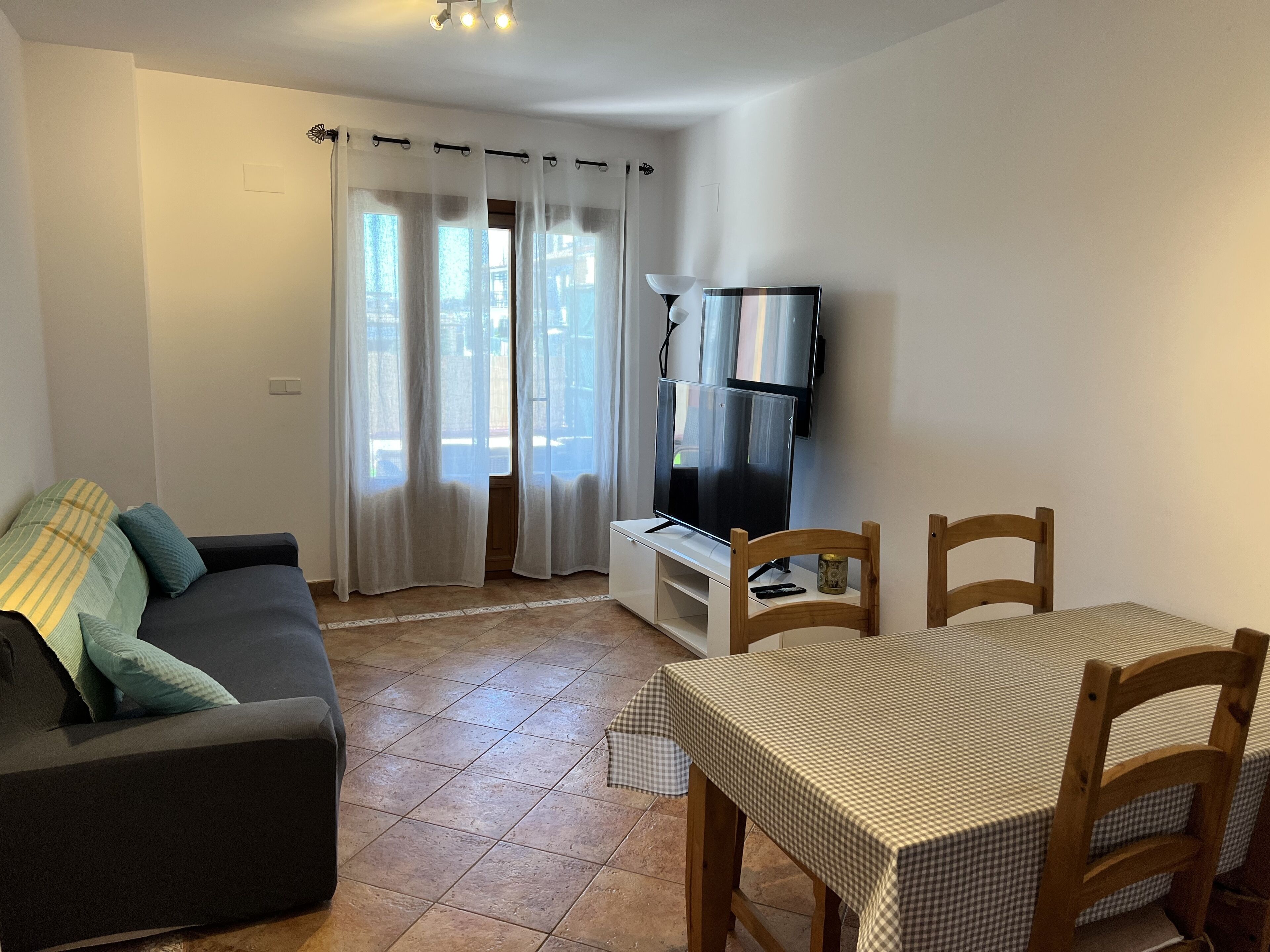 Quiet condo’s apartment at Ayamonte