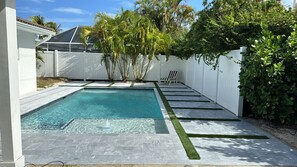 Piscine extérieure, piscine chauffée