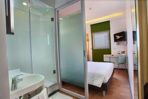 Room - Hotel Caspia Pro (Greater Noida)