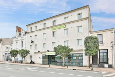 B&B Hotel Les Sables d Olonne Centre Gare