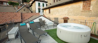 Suite with kitchen and view of Lake Maggiore