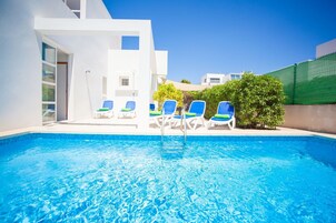 Açık yüzme havuzu 