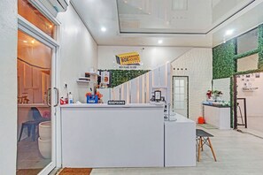 Reception - OYO 90399 Box House (Bandar Lampung)