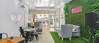 OYO 90399 Box House