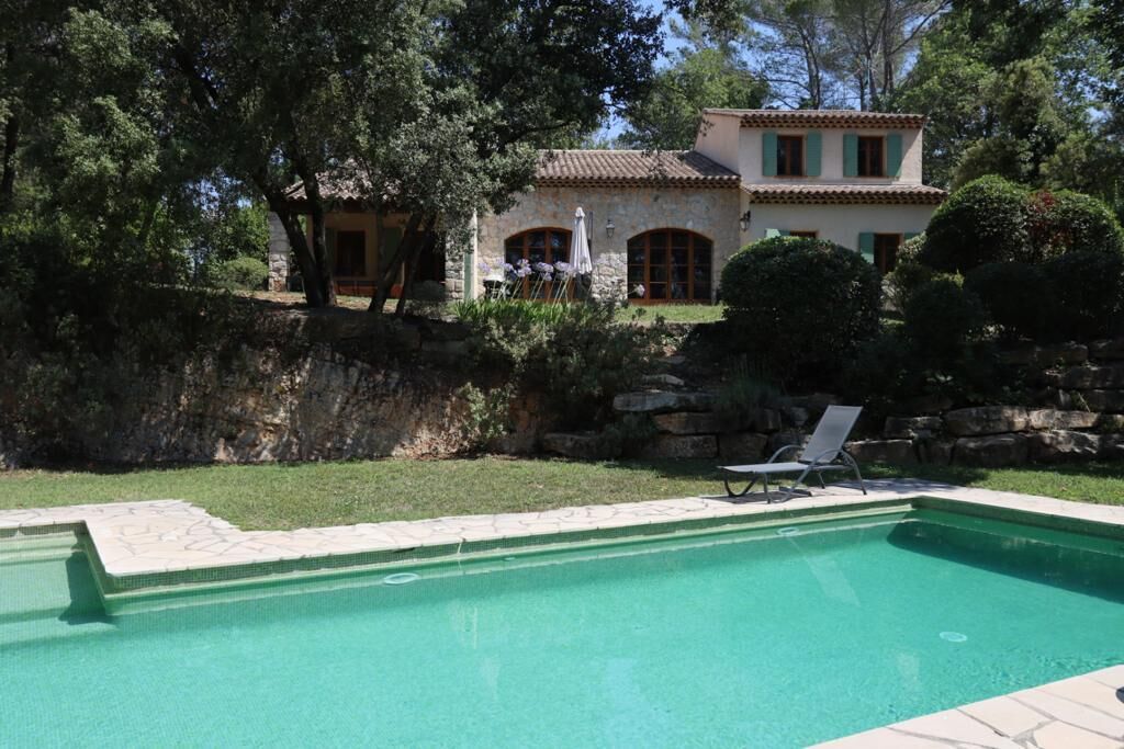 MAS PROVENCAL, 260 M2, HEATED POOL, SLEEPS 14