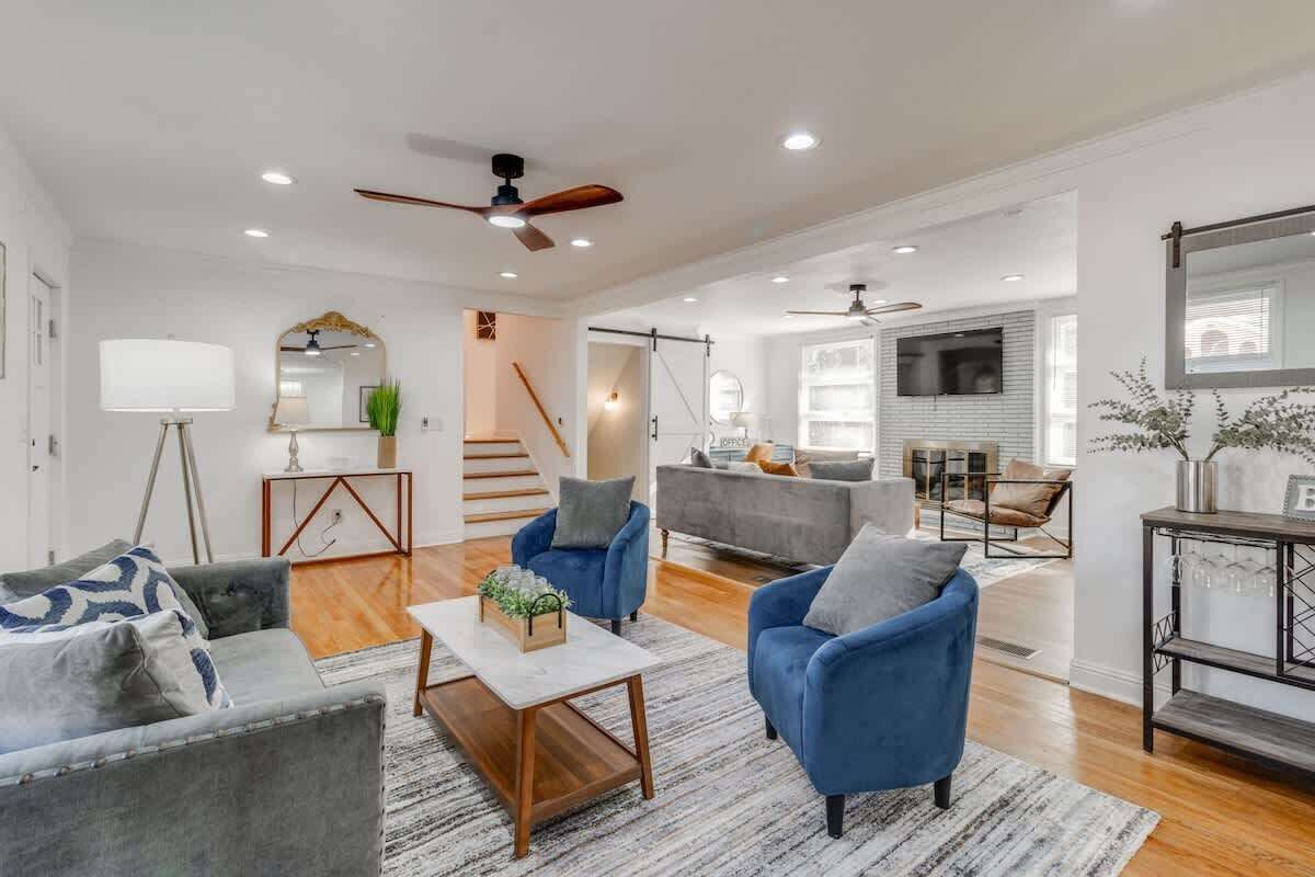 Smart-tv, videospil, bordtennisbord