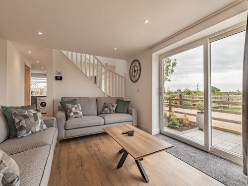 3 bedroom accommodation in Church Broughton, near Derby