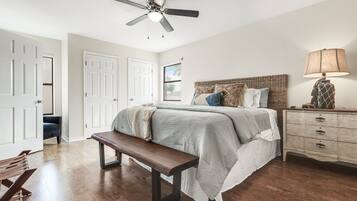2 chambres, lit parapluie, Wi-Fi, draps fournis