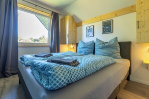 6 quartos, berço de viagem, Wi-Fi, roupa de cama