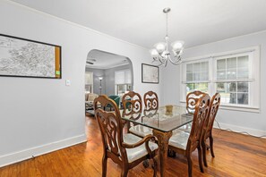 تناول الطعام