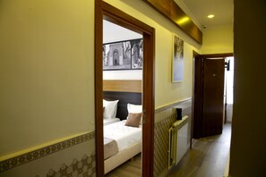 Interior - Hotel de la Poste (Algiers)