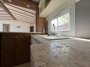 Bathroom - Superb mobile home with barbecue (saint nazaire d'aude)