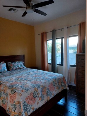 1 bedroom, WiFi, bed sheets