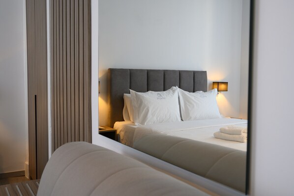 Premium bedding, pillowtop beds, in-room safe, desk