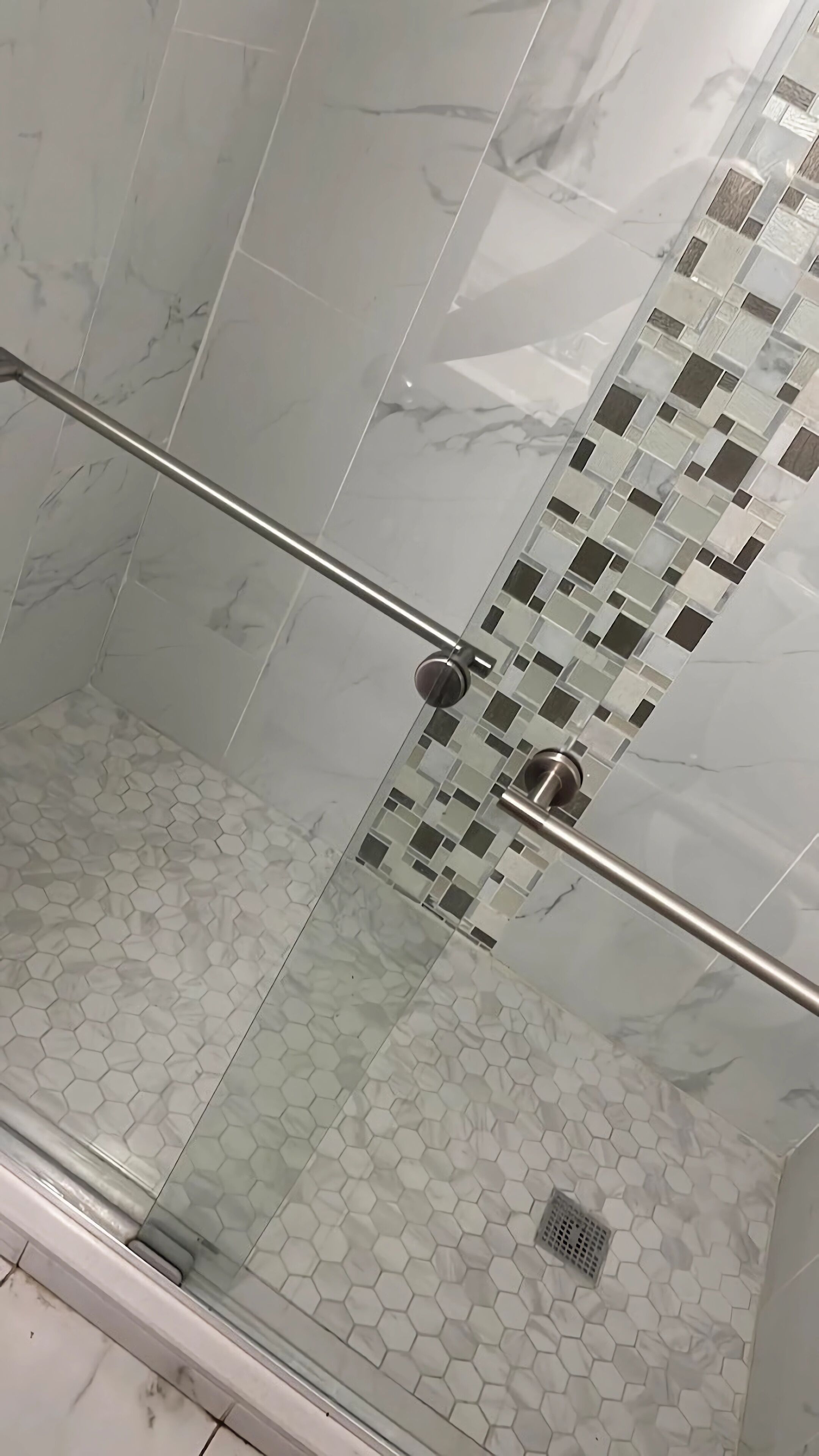 Economy Double or Twin Room | Bathroom