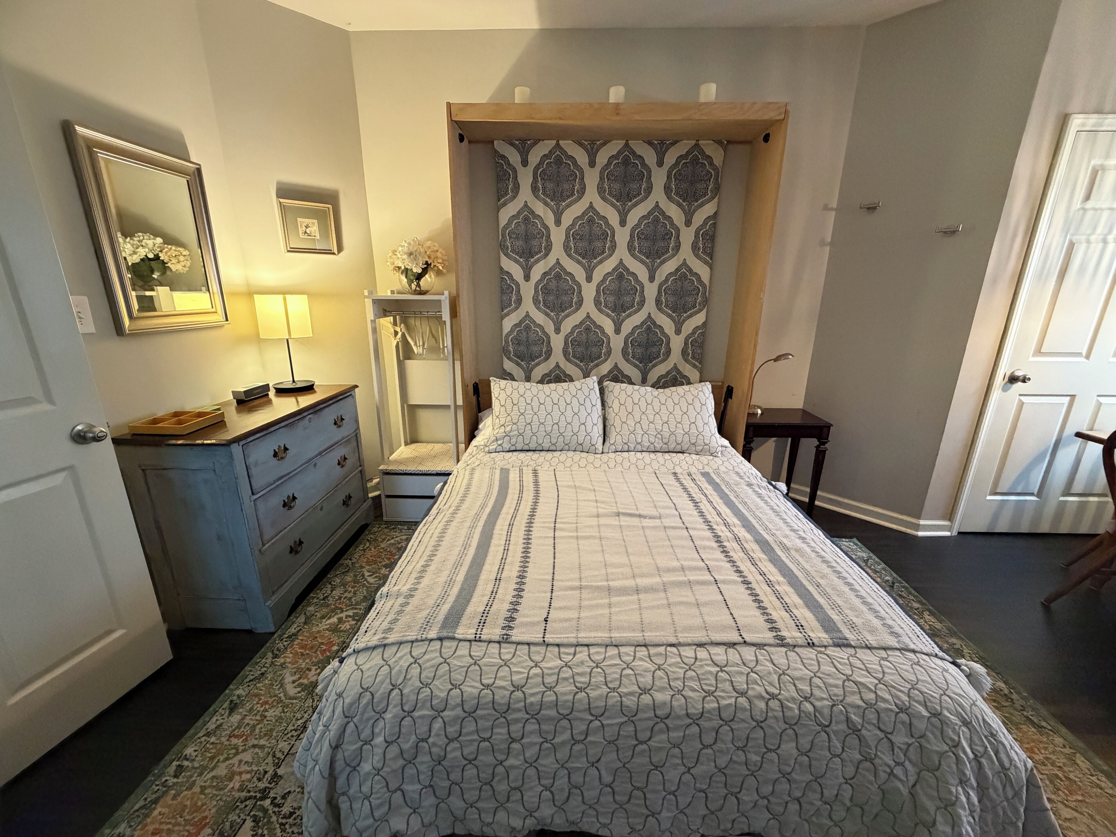 1 bedroom, desk, iron/ironing board, WiFi (free)