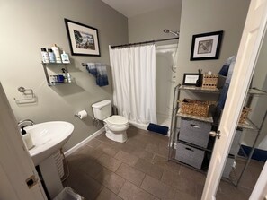 Unclassified image, 4 of 15, button - Cozy Private Guest House near Neuse River in Raleigh, Pet-Friendly! Premier Host (Raleigh)