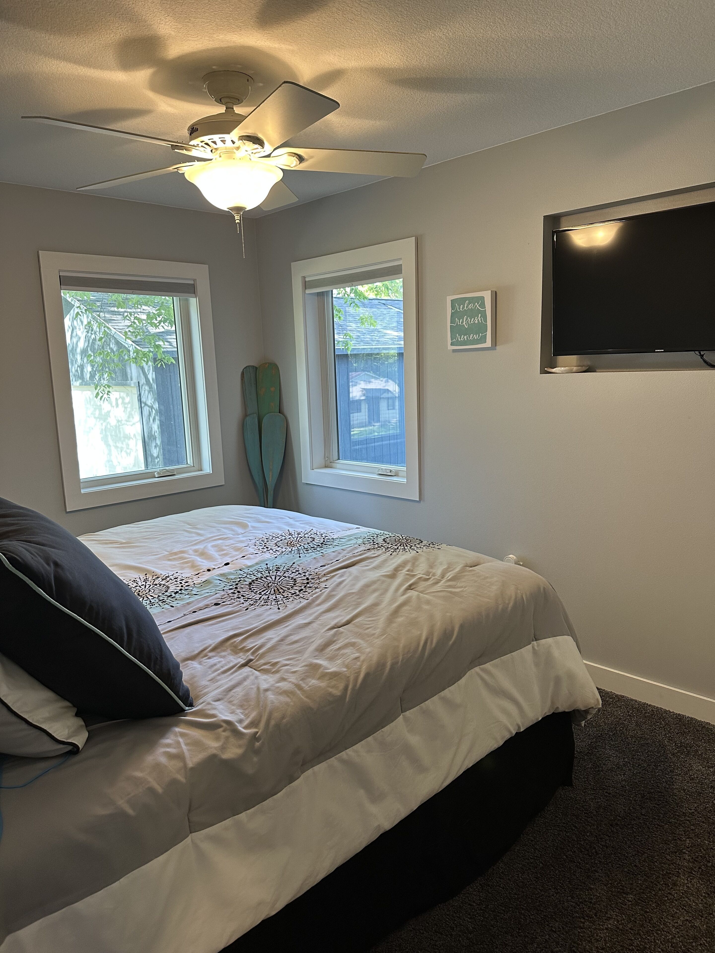 Cozy remodeled home in Ventura Heights a block from Clear Lake