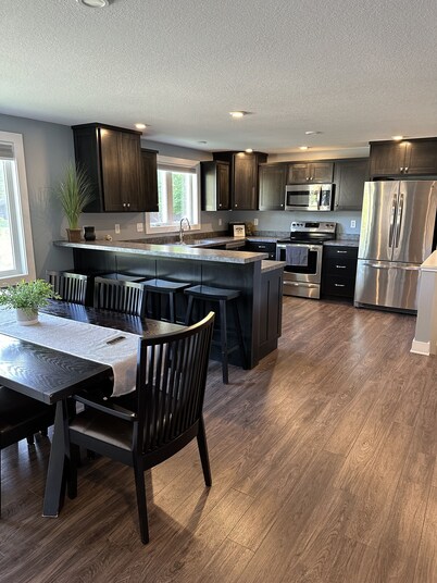 Cozy remodeled home in Ventura Heights a block from Clear Lake