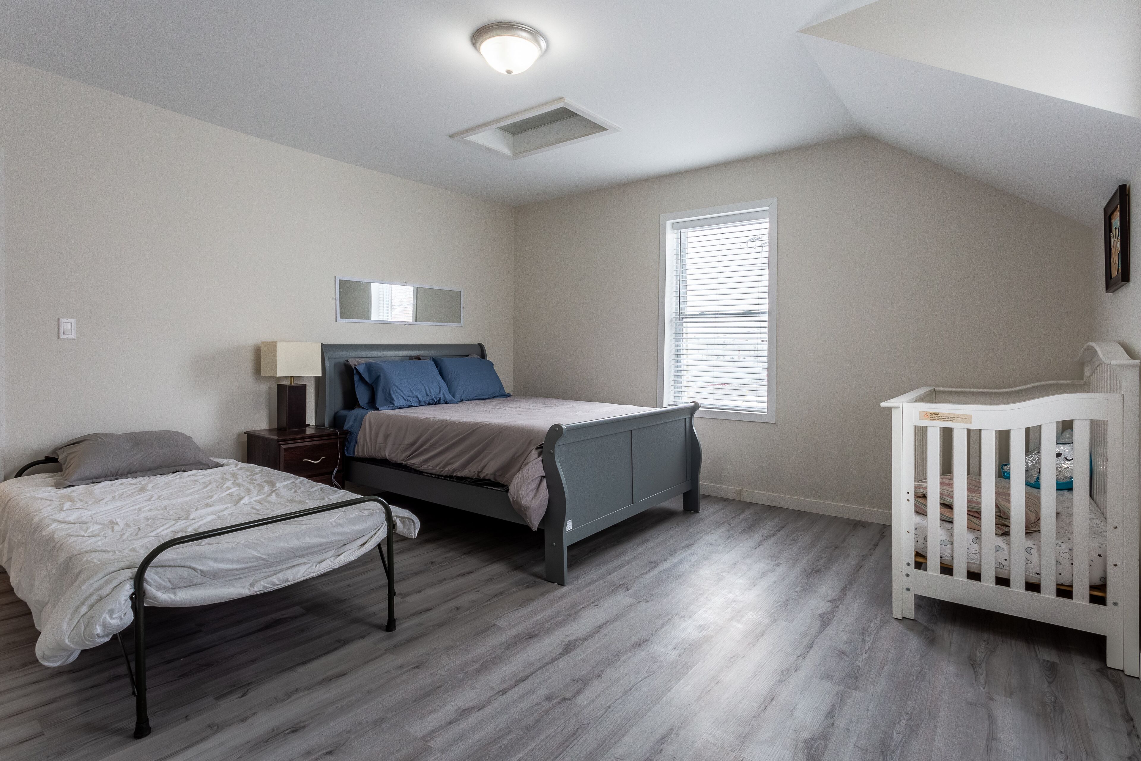 40% OFF Cozy Modern Riverview Home w/ 5 Beds/Highspeed WiFi