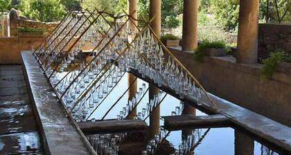 Villa TAVEL, near AVIGNON