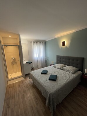 3 bedrooms, iron/ironing board, travel crib, free WiFi - Villa TAVEL, near AVIGNON (Tavel)
