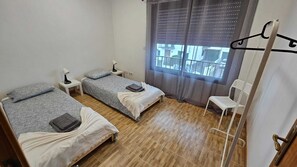 2 quartos, Wi-Fi de cortesia, roupa de cama