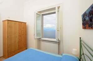 1 chambre, fer et planche à repasser, lit parapluie, Wi-Fi gratuit