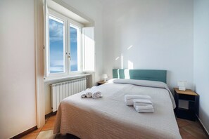 1 makuuhuone, silitysrauta/-lauta, vauvan matkasänky, ilmainen Wi-Fi