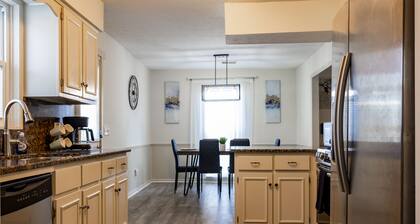 House on the Hill-Southern Hospitality|Good Vibes